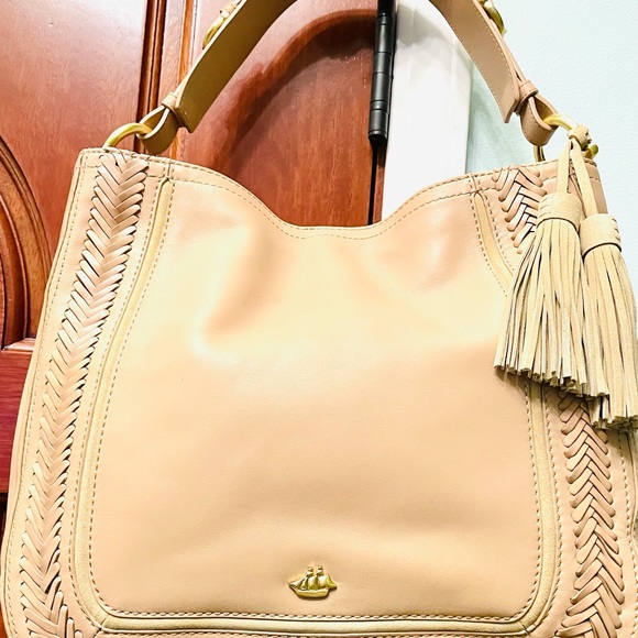 Meet your Posher, Susan - Picture 4 of 6